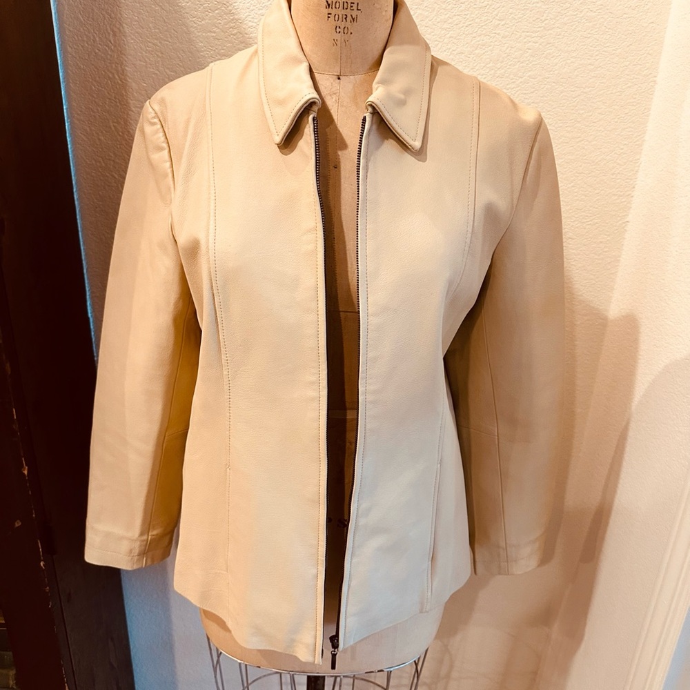Vintage Women's Leather Cream Jacket
